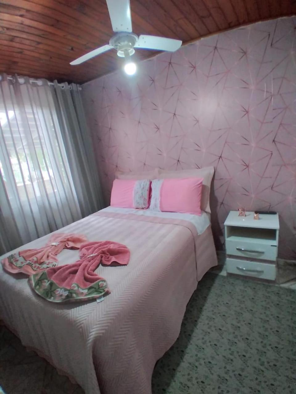 Hotel Casa De Temporada Familiar Urubici Zimmer foto